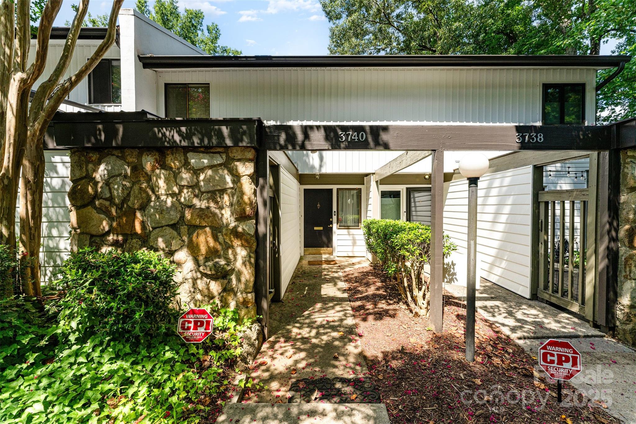 3740 Winding Creek Lane Charlotte NC 28226