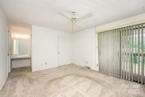 3740 Winding Creek Lane Charlotte NC 28226