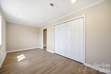 7831 Spinnaker Bay Drive Sherrills Ford NC 28673