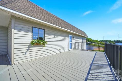 7831 Spinnaker Bay Drive Sherrills Ford NC 28673