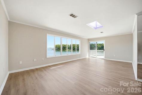 7831 Spinnaker Bay Drive Sherrills Ford NC 28673
