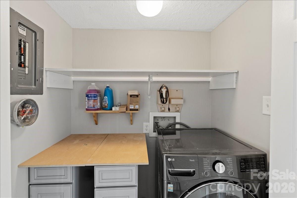 6610 Point Comfort Lane Charlotte NC 28226