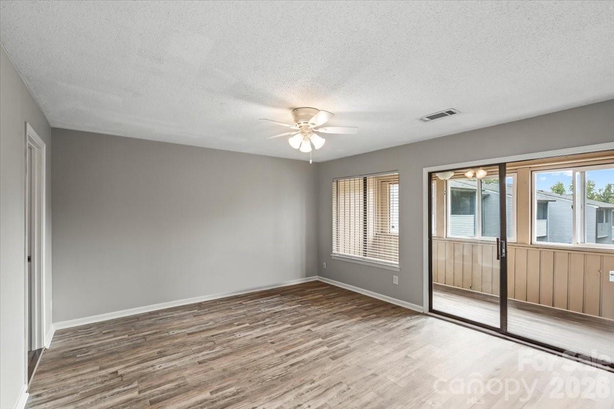 6610 Point Comfort Lane Charlotte NC 28226