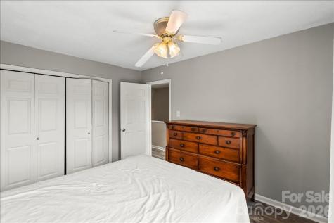 6610 Point Comfort Lane Charlotte NC 28226