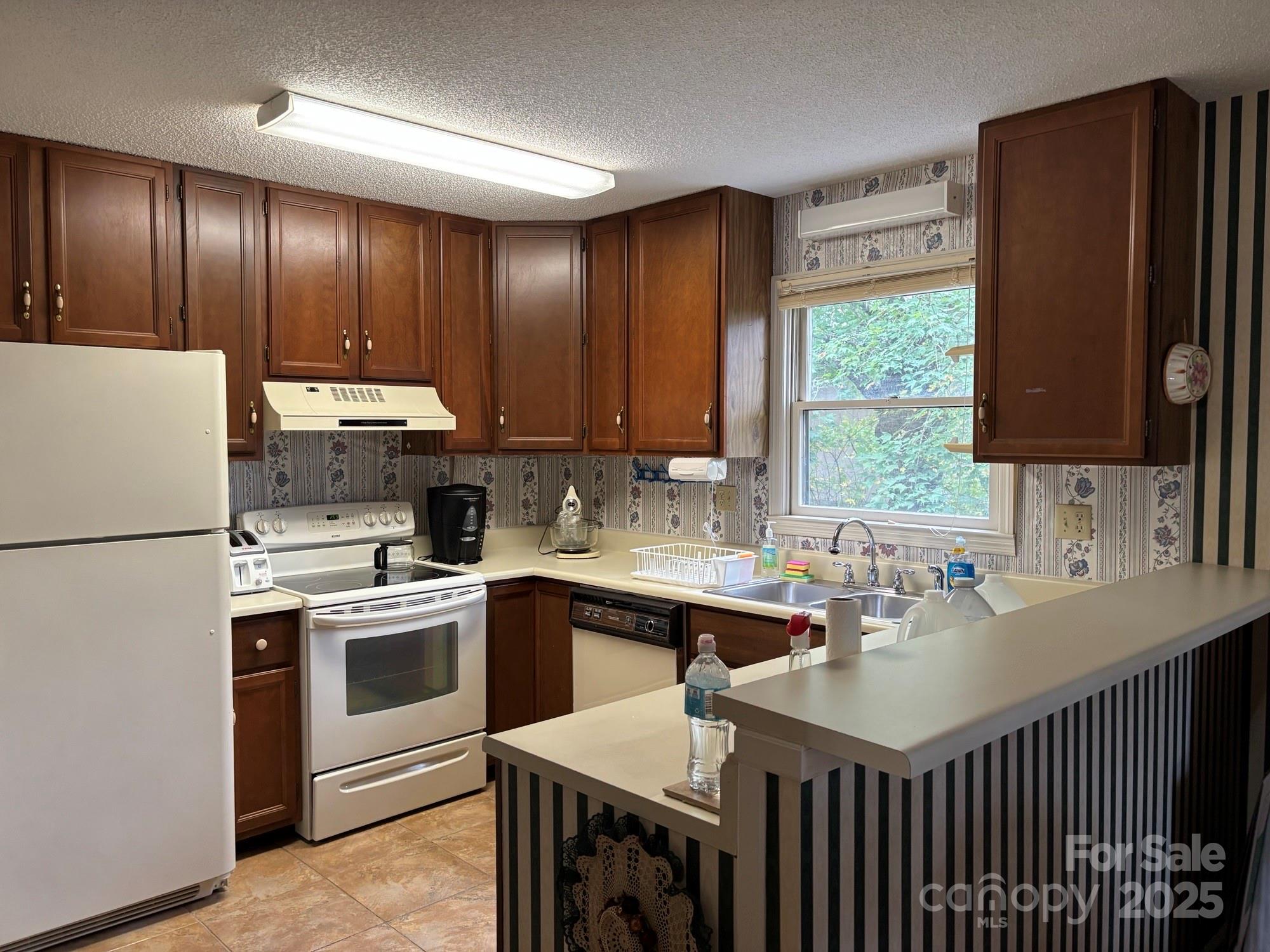 655 Overlook Drive Spruce Pine NC 28777