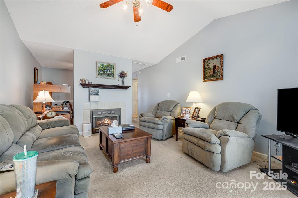 2904 Sagamore Lane Asheville NC 28806