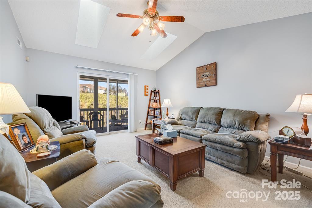 2904 Sagamore Lane Asheville NC 28806