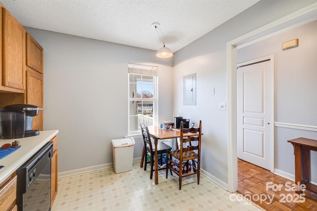 2904 Sagamore Lane Asheville NC 28806