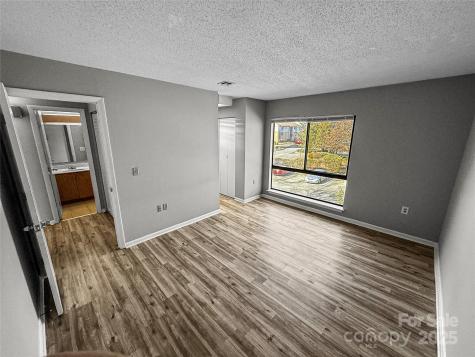 4824 Spring Lake Drive Charlotte NC 28212