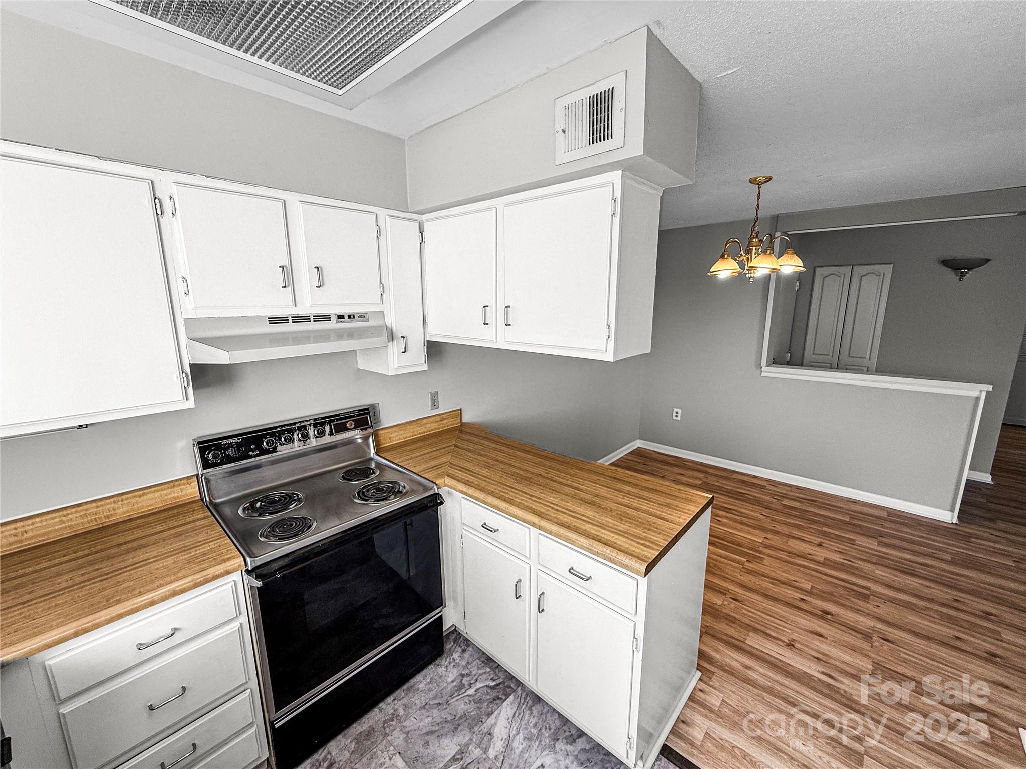 4824 Spring Lake Drive Charlotte NC 28212