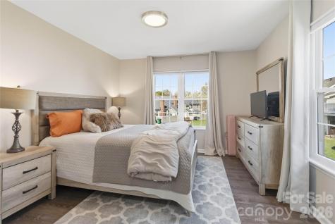 9400 S Vicksburg Park Court Charlotte NC 28210