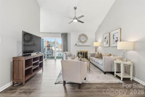 9400 S Vicksburg Park Court Charlotte NC 28210