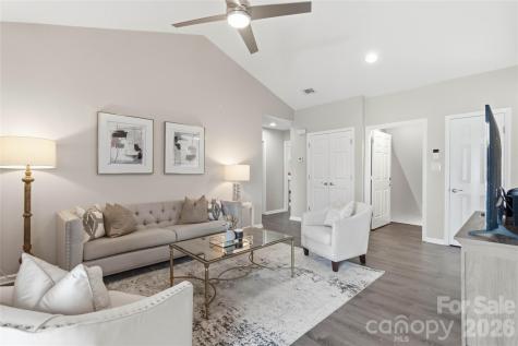 9400 S Vicksburg Park Court Charlotte NC 28210