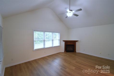542 Queen Brogan Court Gastonia NC 28054