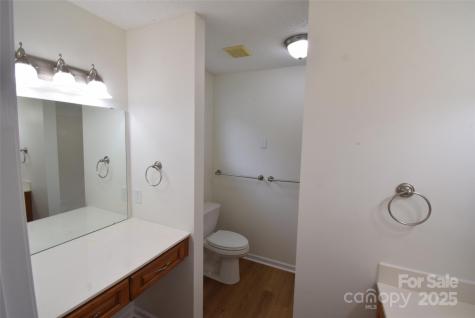 542 Queen Brogan Court Gastonia NC 28054