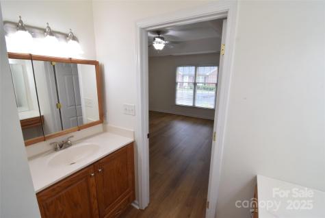 542 Queen Brogan Court Gastonia NC 28054