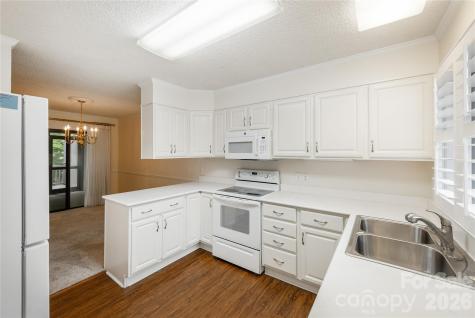 434 Crowfields Drive Asheville NC 28803