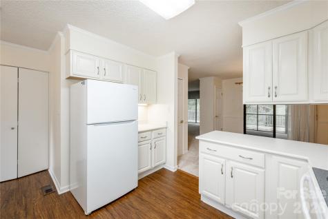 434 Crowfields Drive Asheville NC 28803