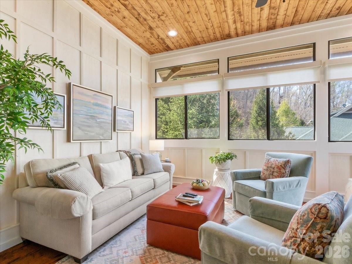 45 Creekside Way Burnsville NC 28714