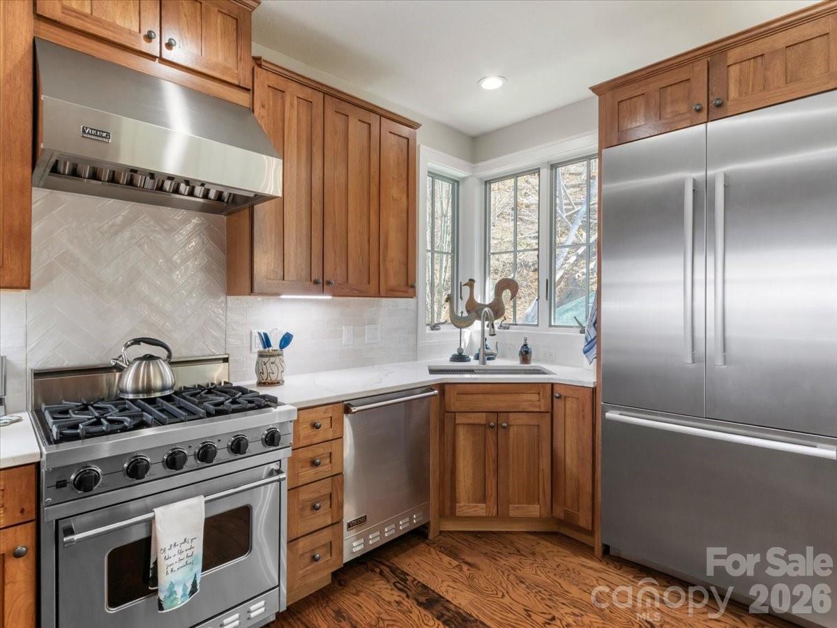 45 Creekside Way Burnsville NC 28714