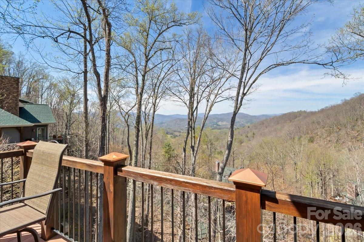 45 Creekside Way Burnsville NC 28714