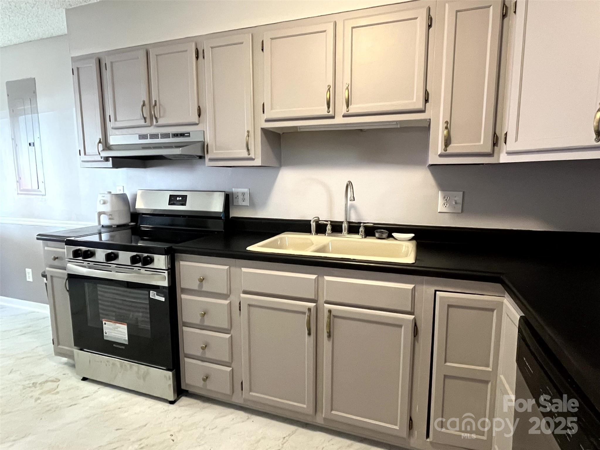 22 Hollybrook Drive Asheville NC 28803