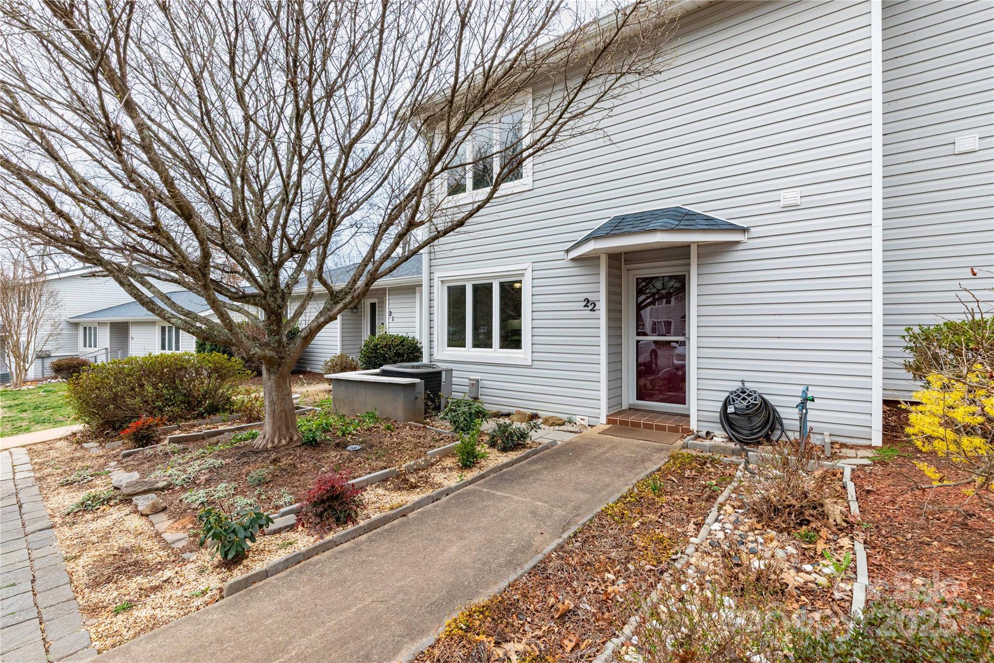 22 Hollybrook Drive Asheville NC 28803