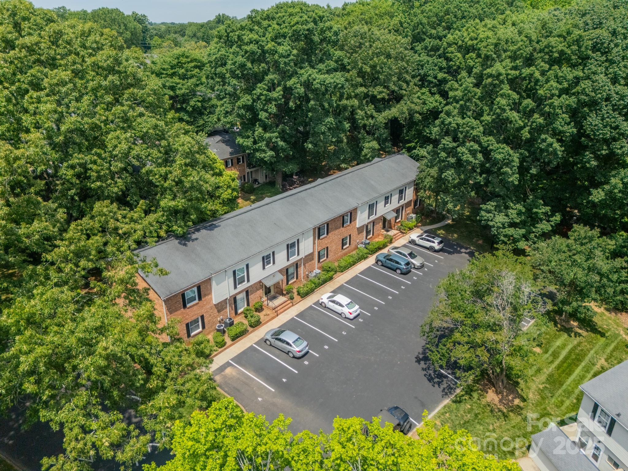 5927 Quail Hollow Road Charlotte NC 28210