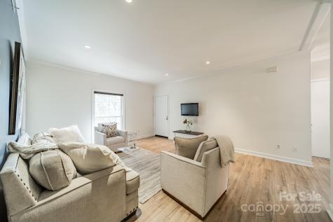 5927 Quail Hollow Road Charlotte NC 28210