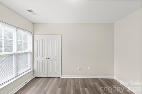 333 Westbend Drive Charlotte NC 28262