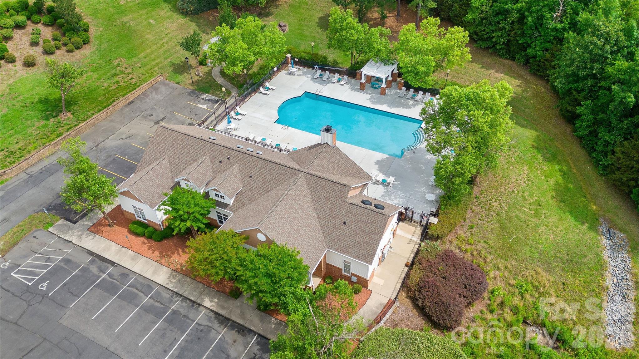 333 Westbend Drive Charlotte NC 28262