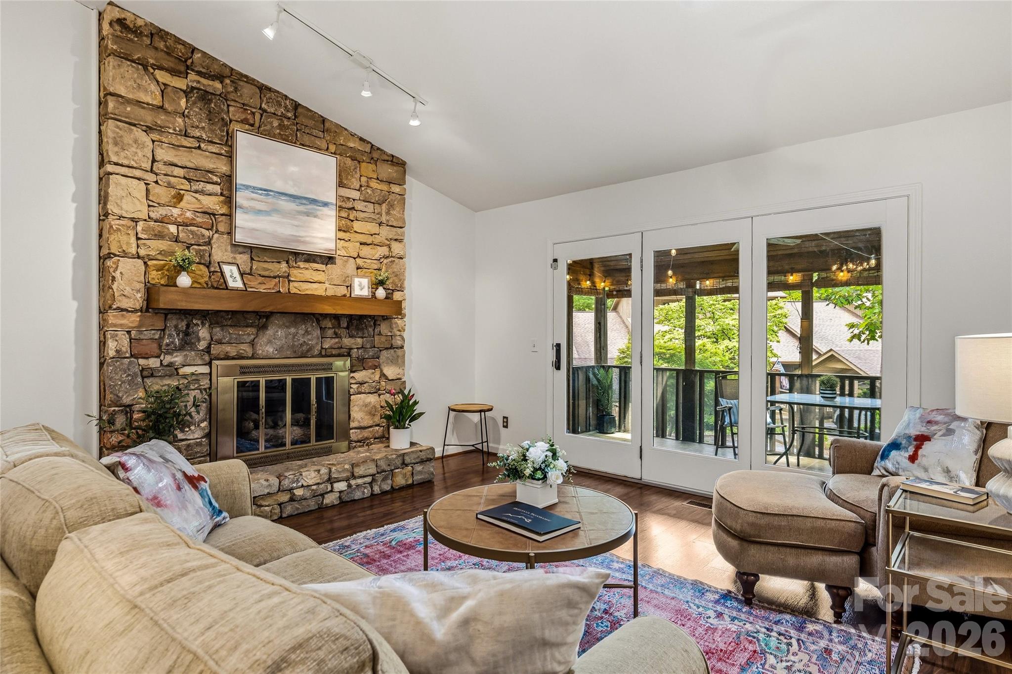 205 N Scarlet Oak Lane Hendersonville NC 28791
