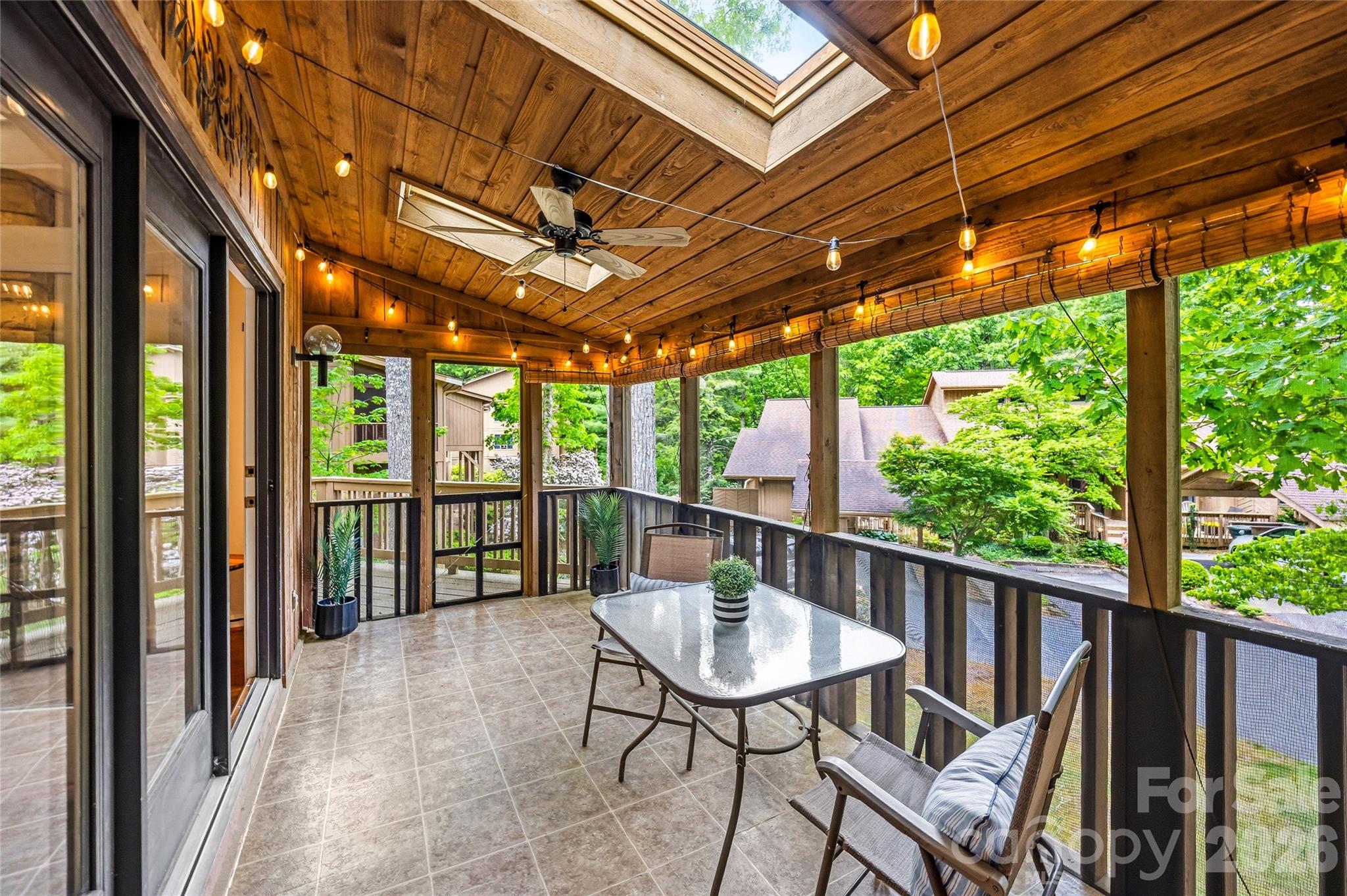 205 N Scarlet Oak Lane Hendersonville NC 28791