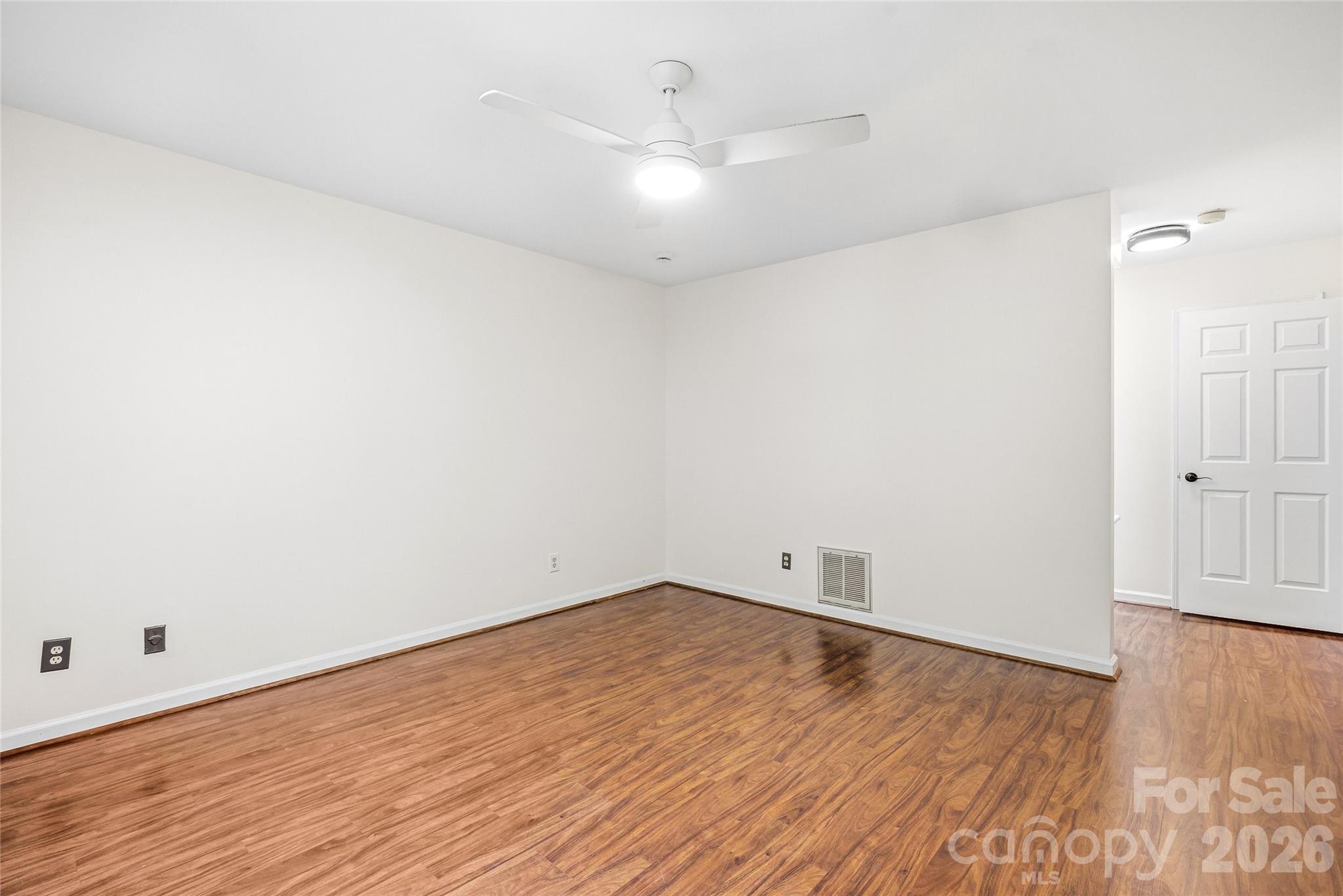 205 N Scarlet Oak Lane Hendersonville NC 28791