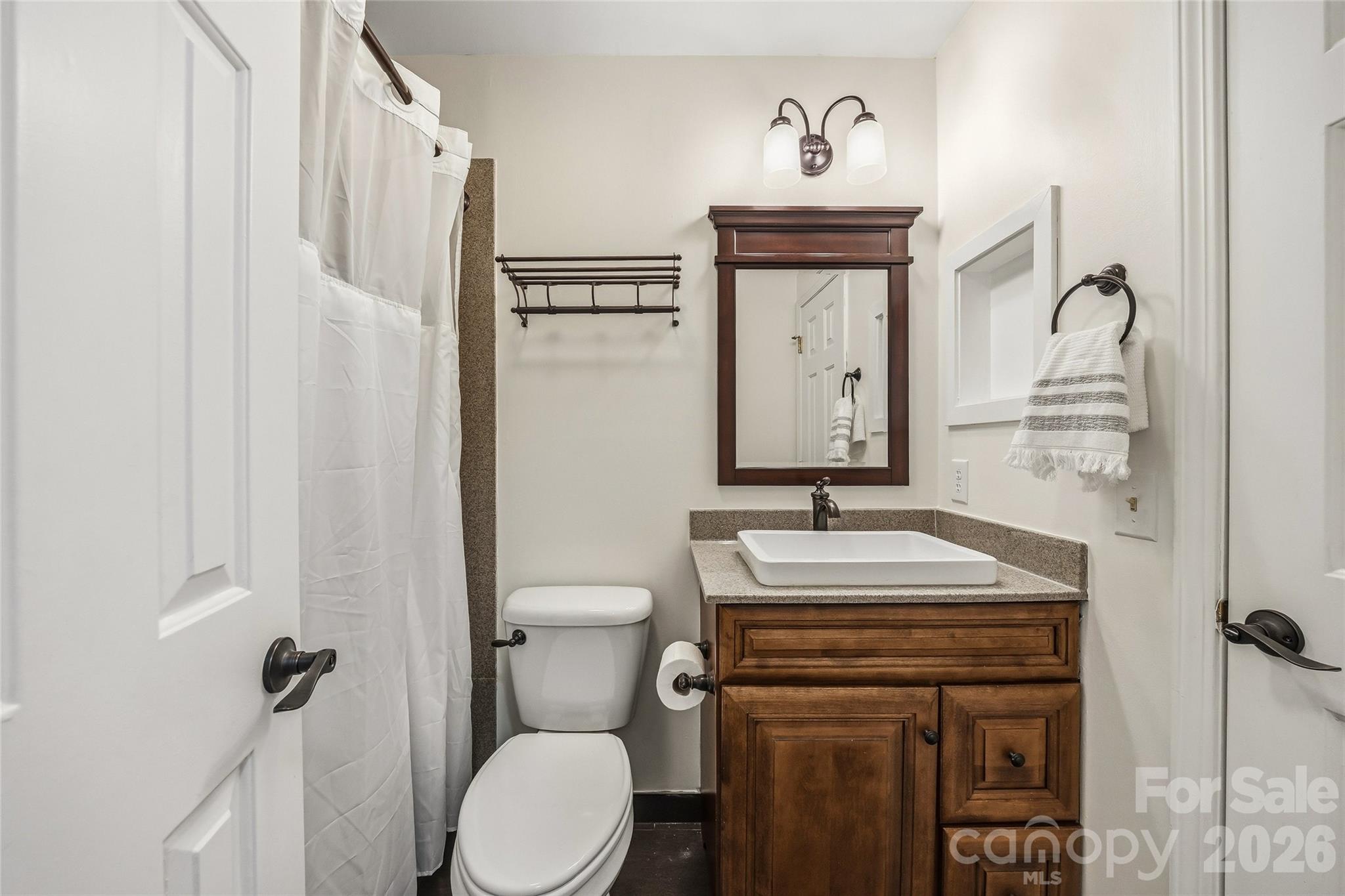 205 N Scarlet Oak Lane Hendersonville NC 28791