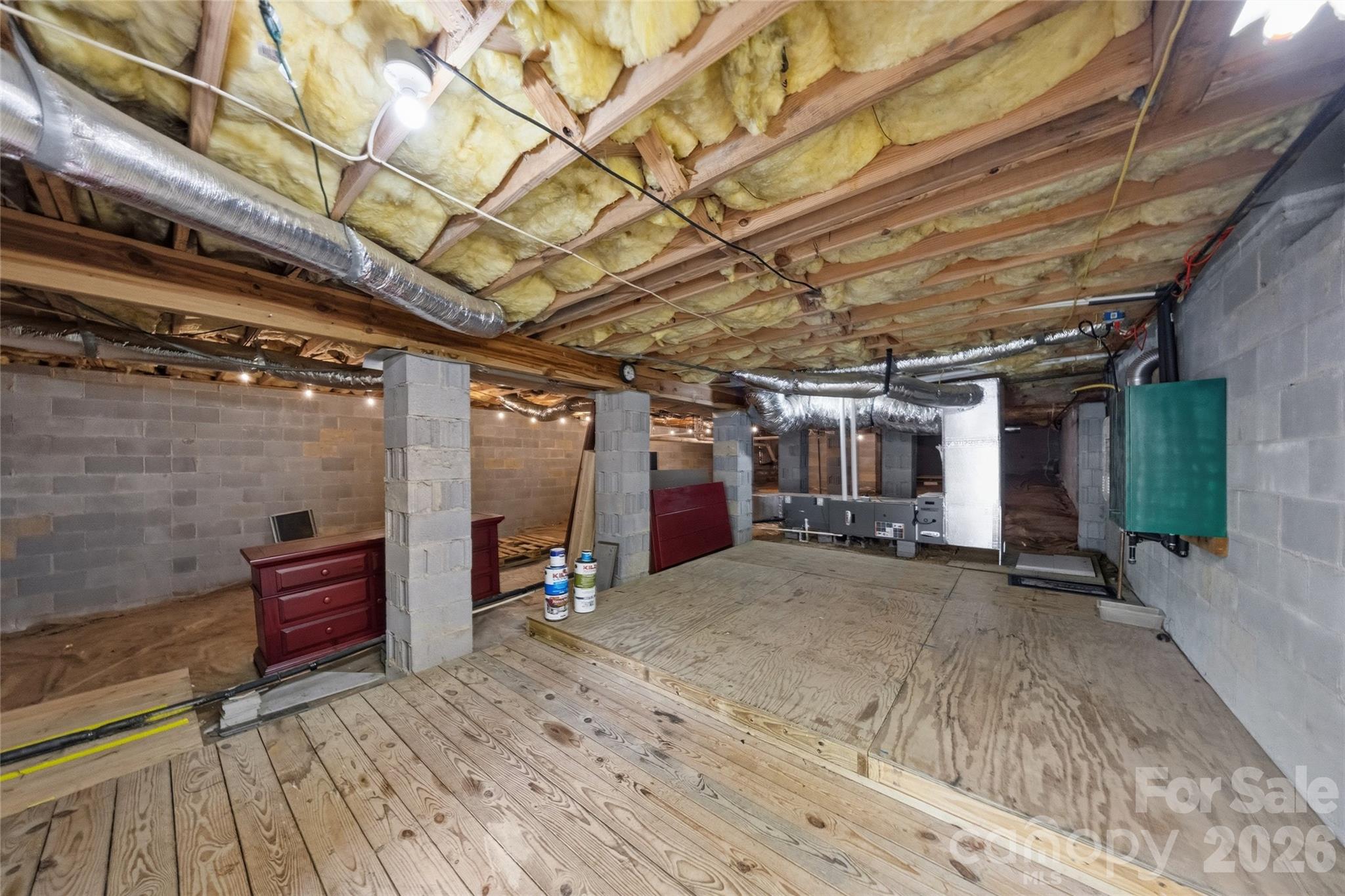 205 N Scarlet Oak Lane Hendersonville NC 28791