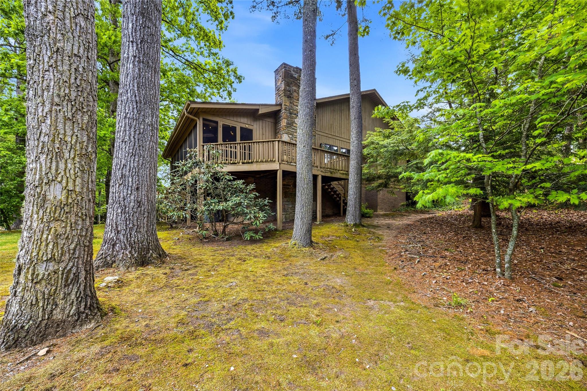 205 N Scarlet Oak Lane Hendersonville NC 28791