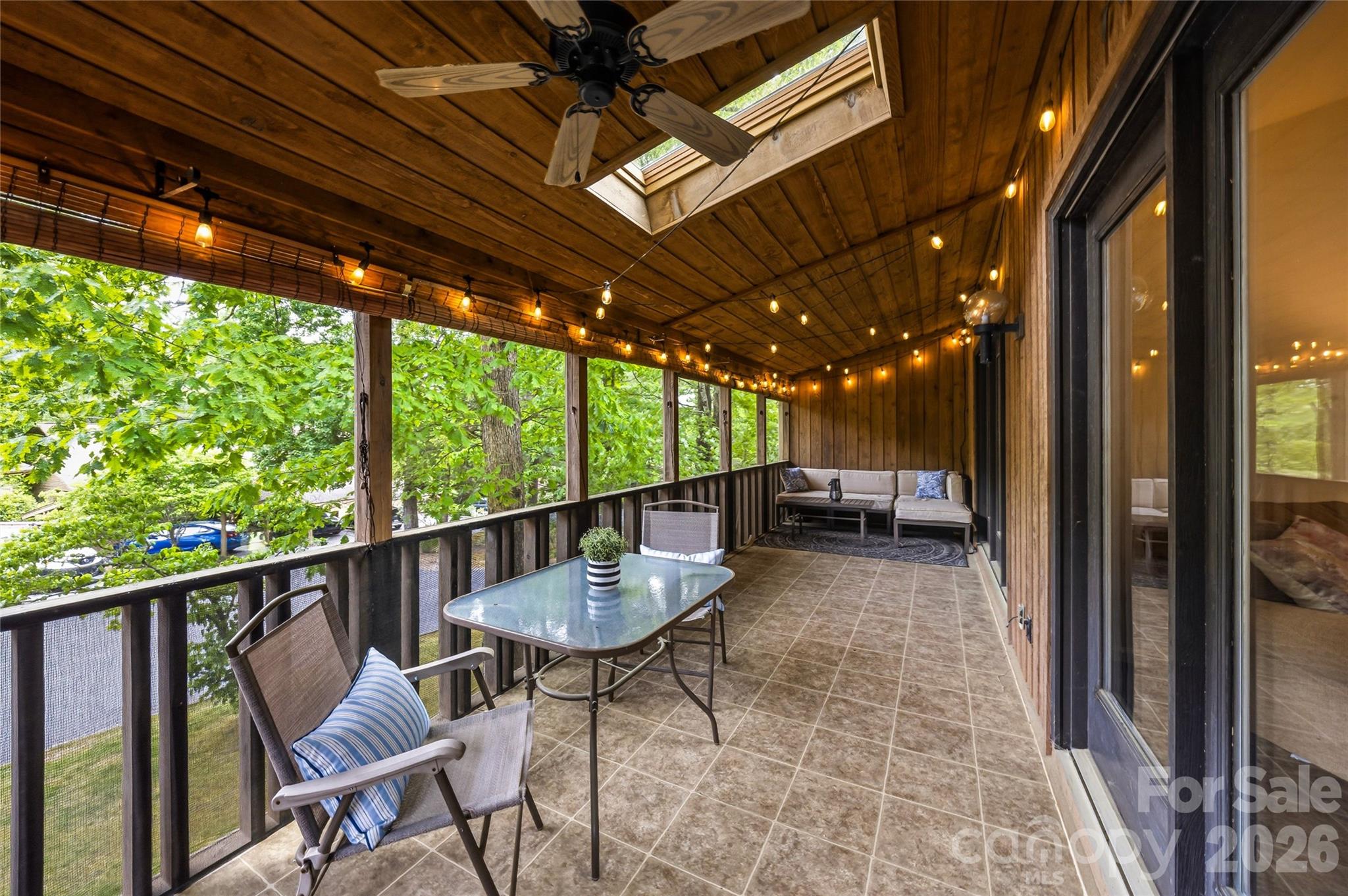 205 N Scarlet Oak Lane Hendersonville NC 28791