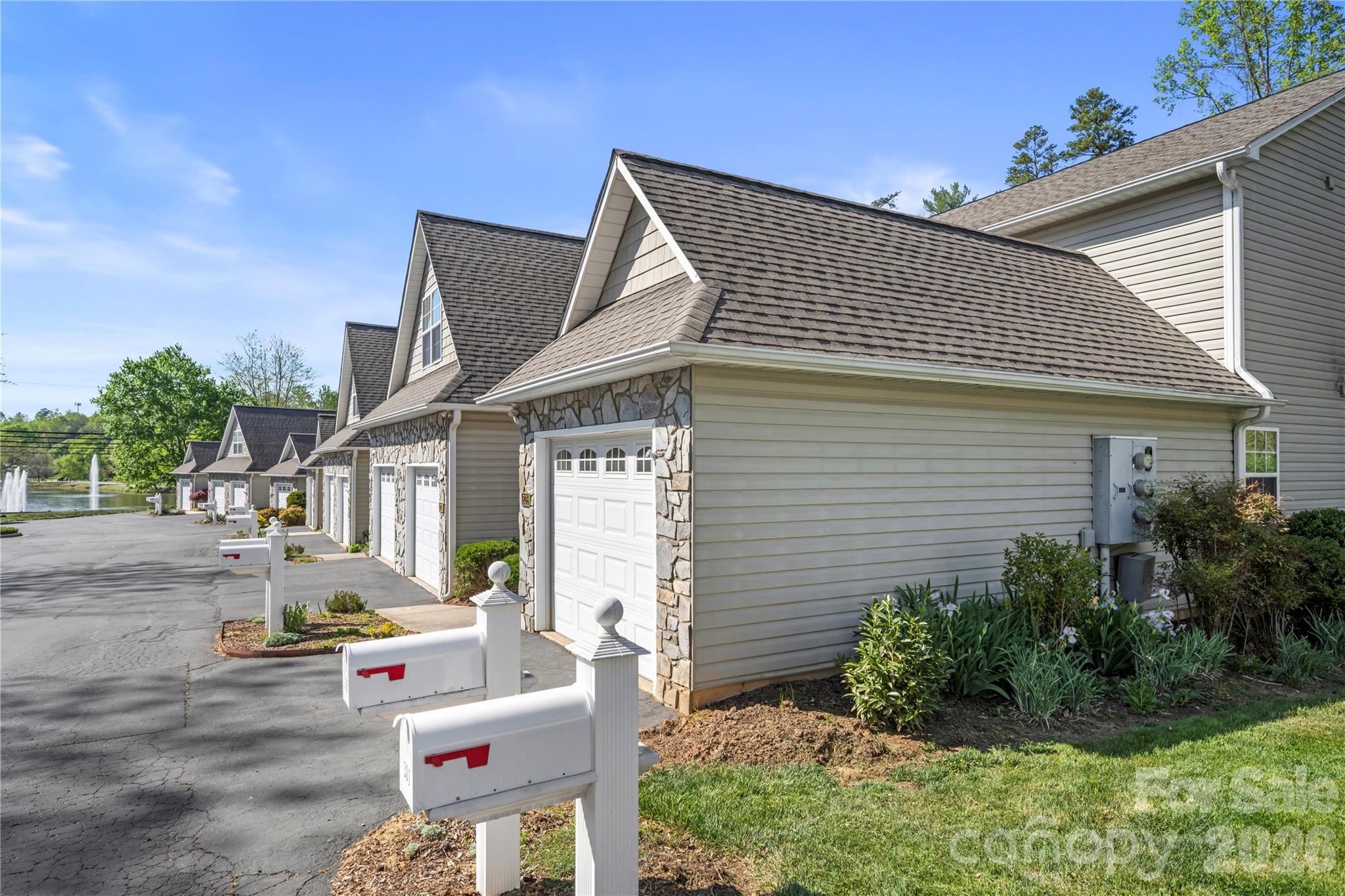 206 Waters Edge Drive Weaverville NC 28787