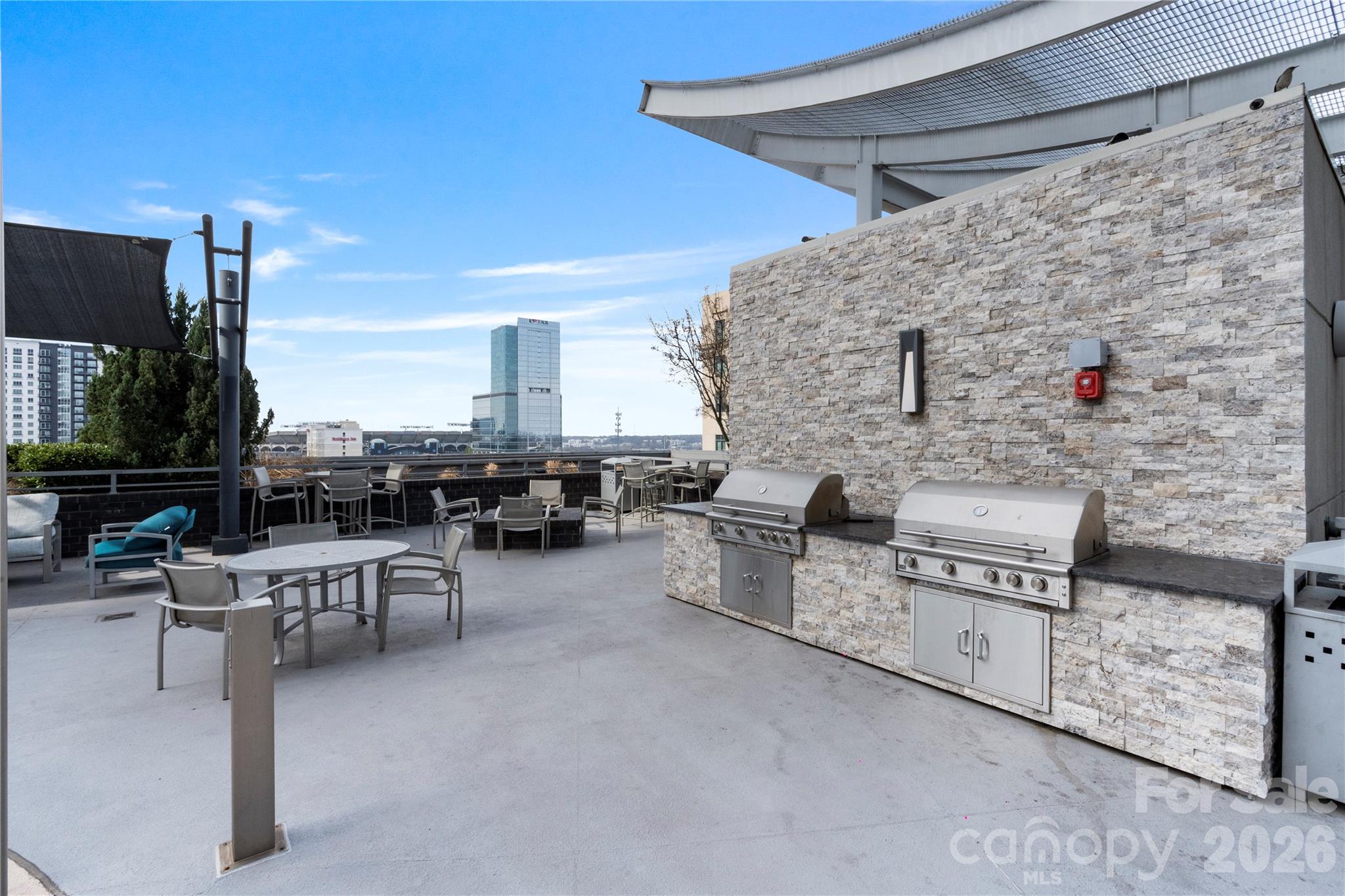 333 W Trade Street Charlotte NC 28202