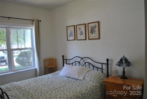 20 Foxden Drive Fletcher NC 28732