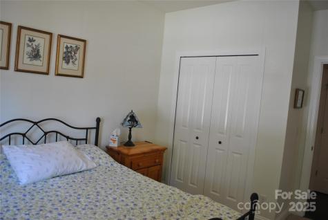 20 Foxden Drive Fletcher NC 28732