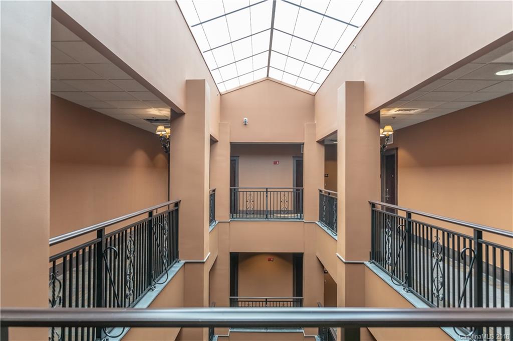 21 Battery Park Avenue Asheville NC 28801