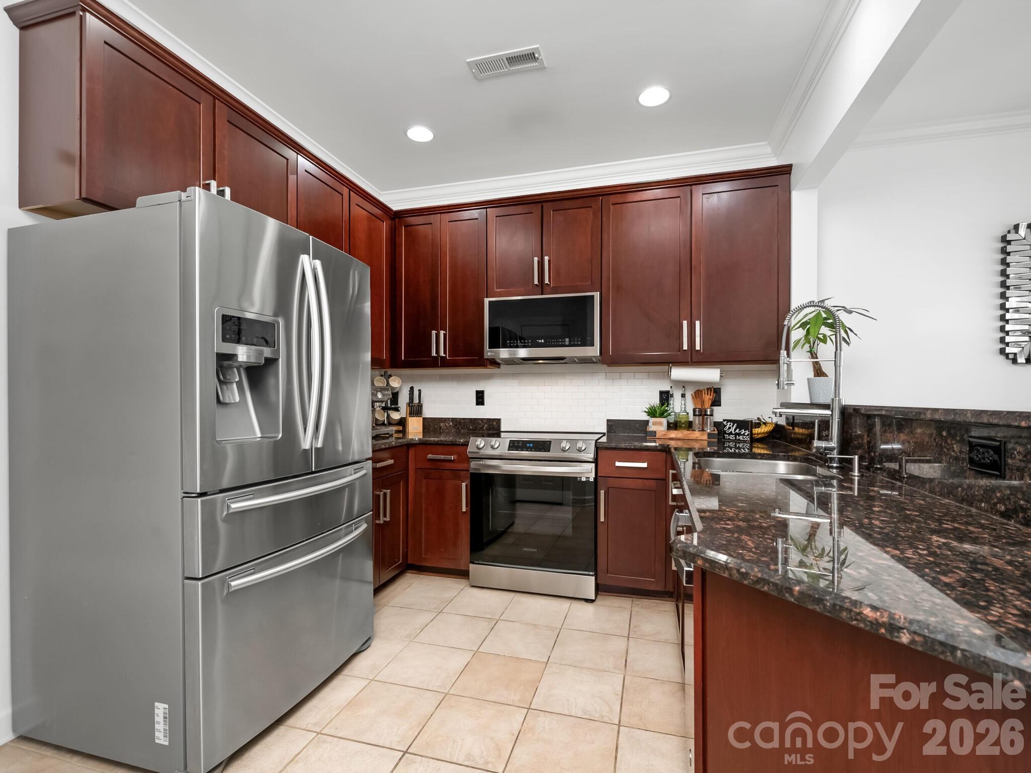 12008 Bordeaux Street Charlotte NC 28277