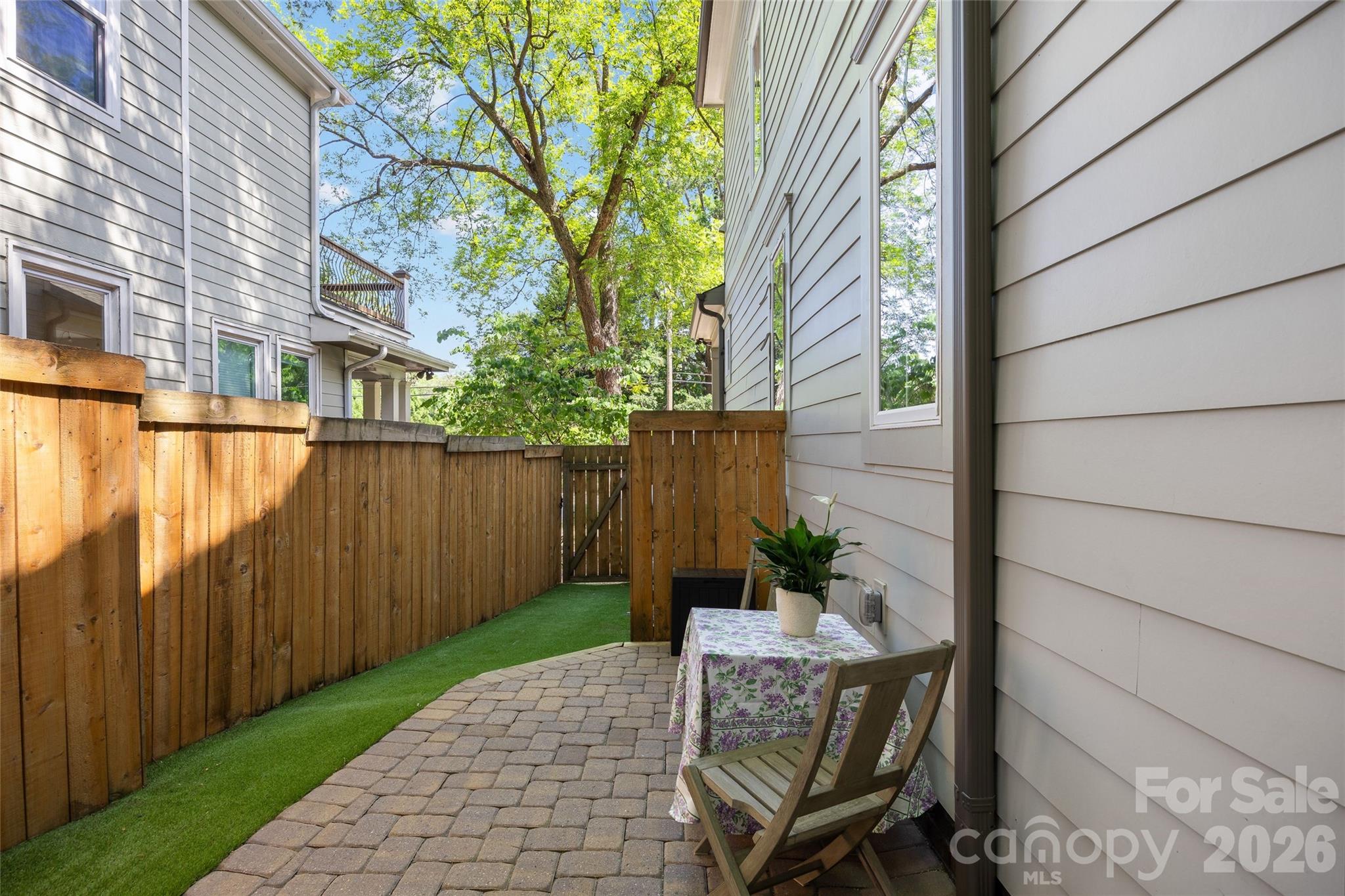 425 Pecan Avenue Charlotte NC 28204