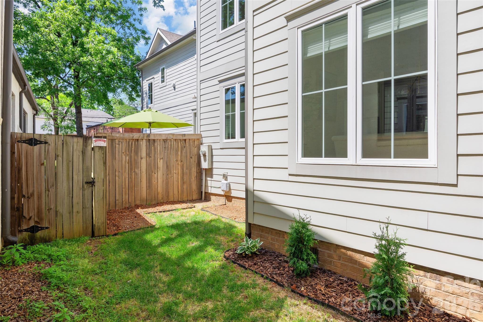 425 Pecan Avenue Charlotte NC 28204
