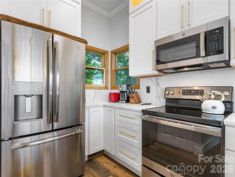 66 Club Villa Court Burnsville NC 28714