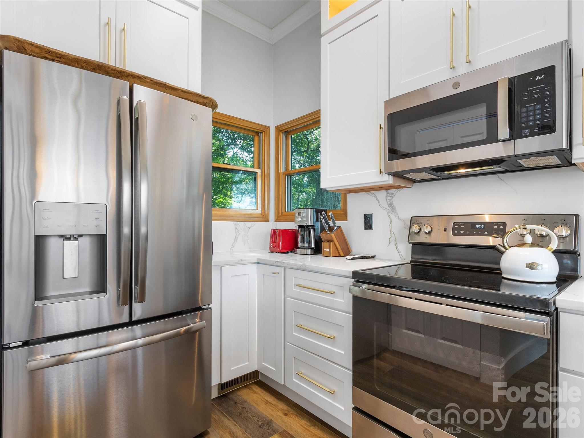 66 Club Villa Court Burnsville NC 28714