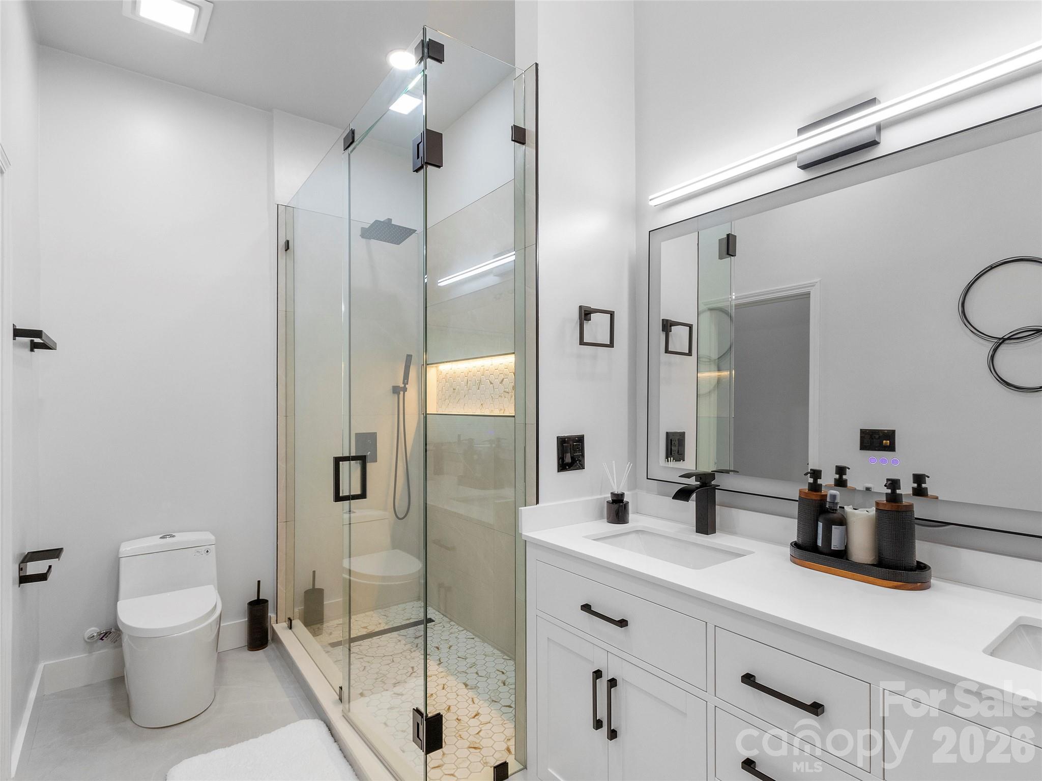 66 Club Villa Court Burnsville NC 28714