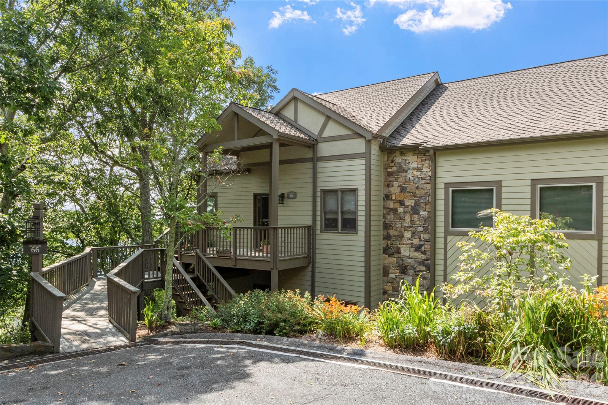 66 Club Villa Court Burnsville NC 28714